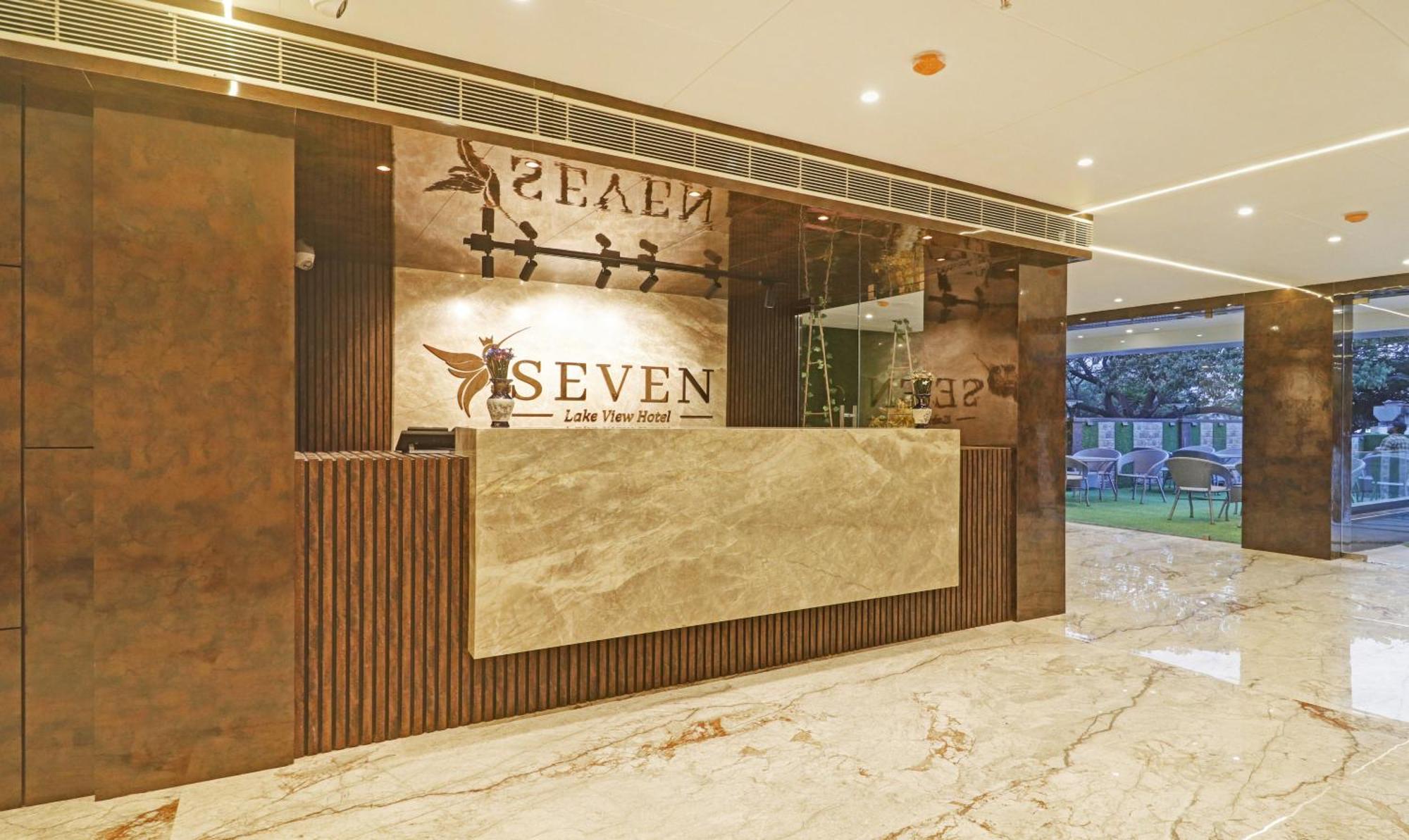 Treebo Premium Seven Lake View حيدر أباد المظهر الخارجي الصورة